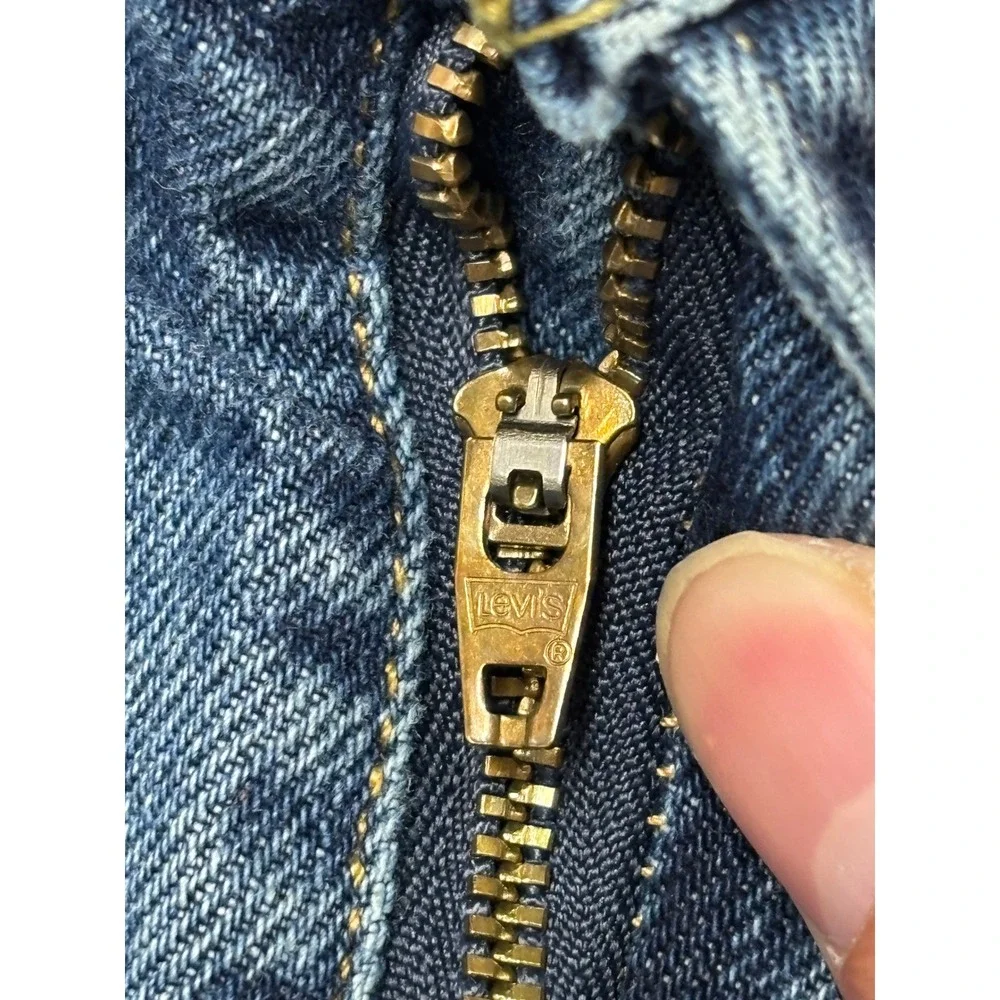 Levis levi 550